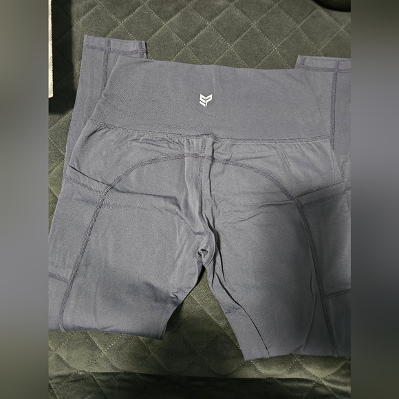 Strong Physic leggings - Picture 15 of 16